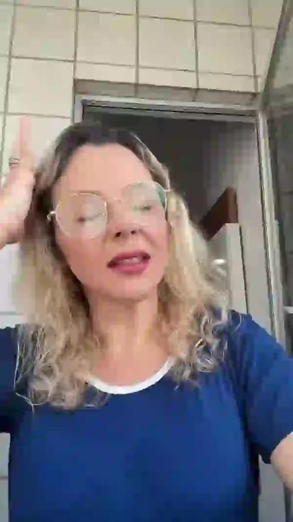 Frame real do vídeo de Juliana Pessoa
